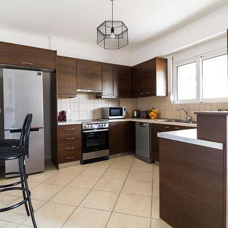 Athenian Stylish 2 Bdrm Apartment Екстер'єр фото